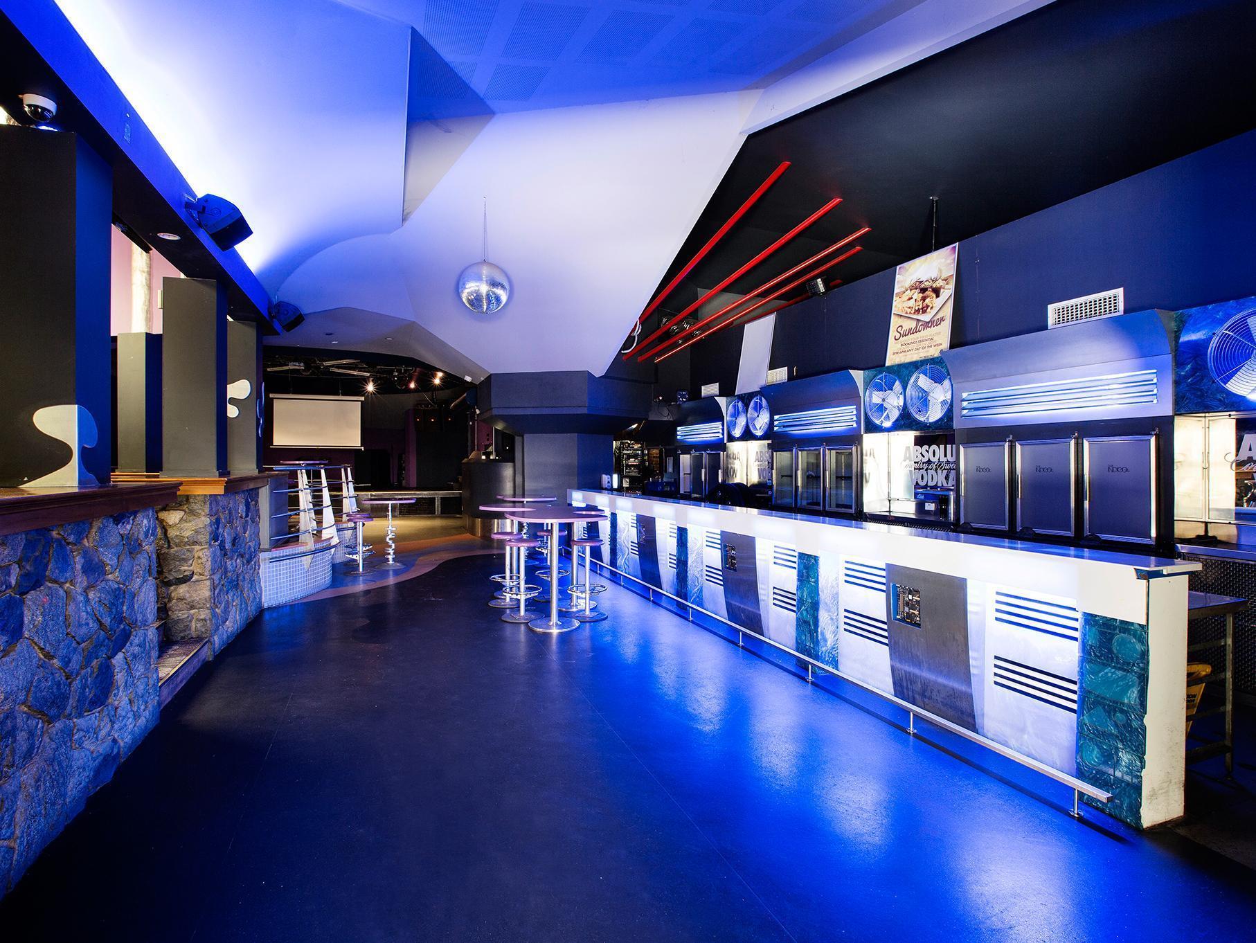 Leisure Inn Hotel Рокингем Экстерьер фото